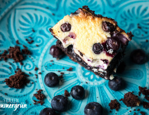 Blueberry-Cheesecake-Brownie