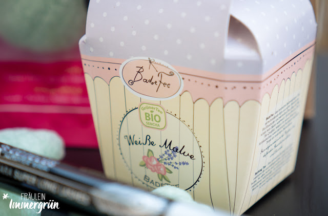 Fairy Box November – Badefee Badetee Weiße Malve