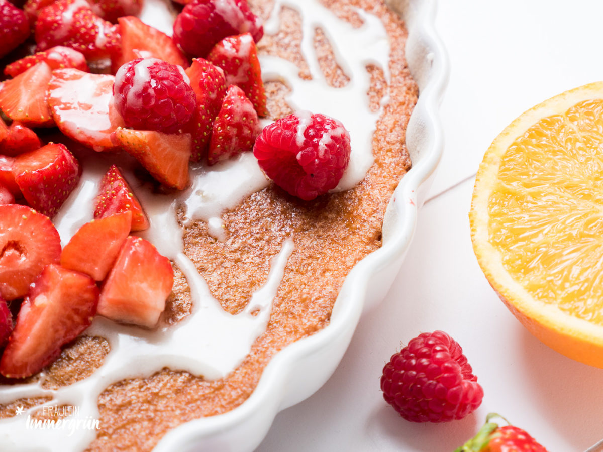 Fruchtiger und saftiger Mandelkuchen mit Orangen – Tarte de Amêndoa